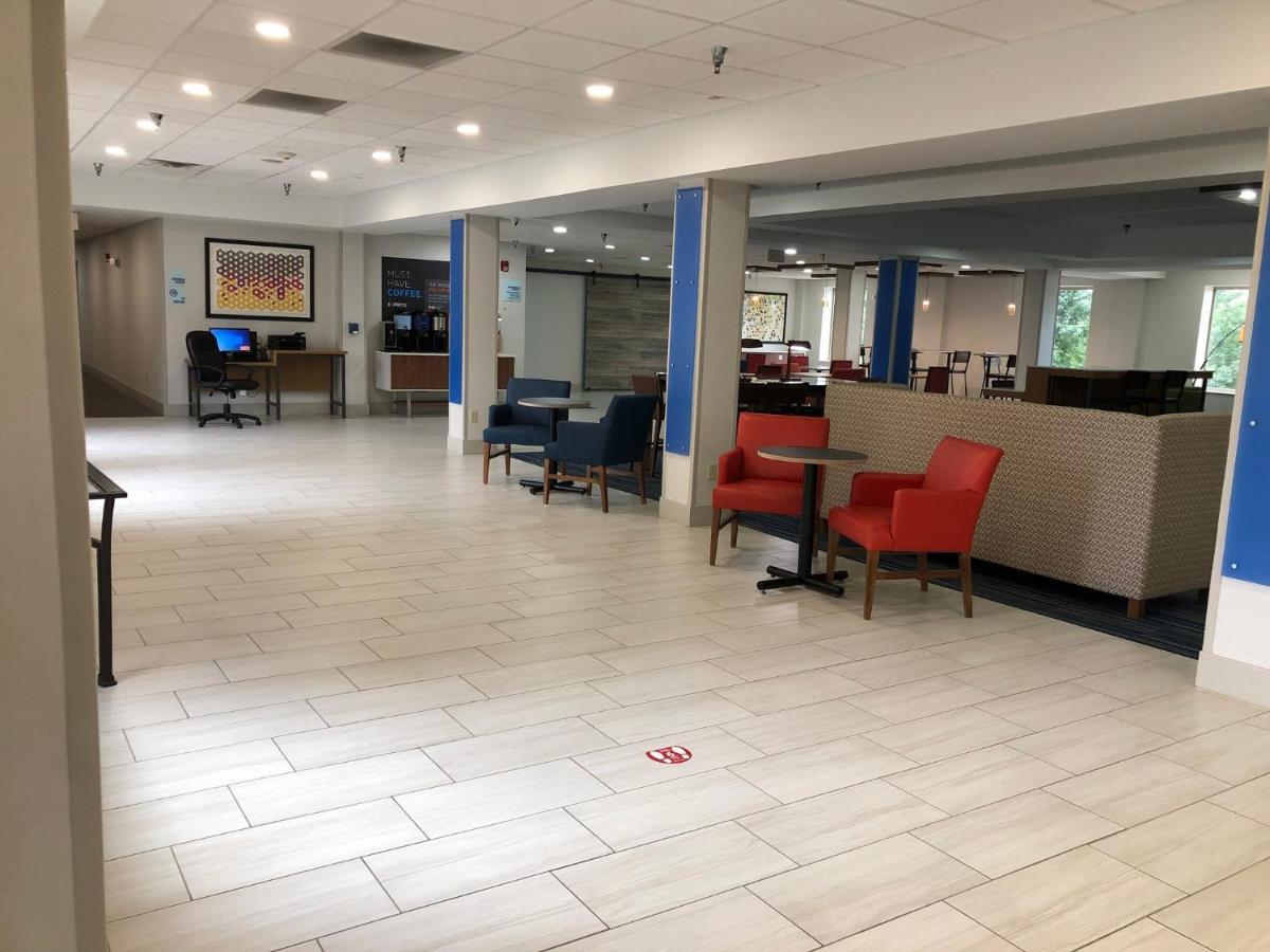 Express And Pittsburgh By Ihg 3*